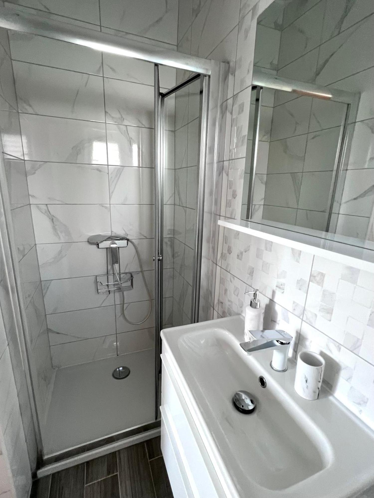 Guesthouse Kurelic Rab Kampor ภายนอก รูปภาพ